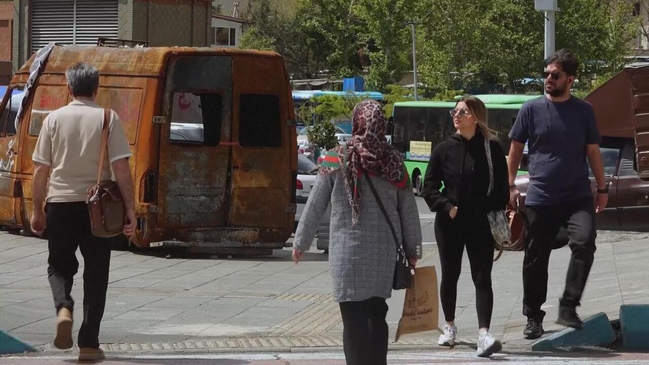 Les travailleurs iraniens font face à des vagues de licenciements alors que la guerre ravage l’économie nationale – Affaires