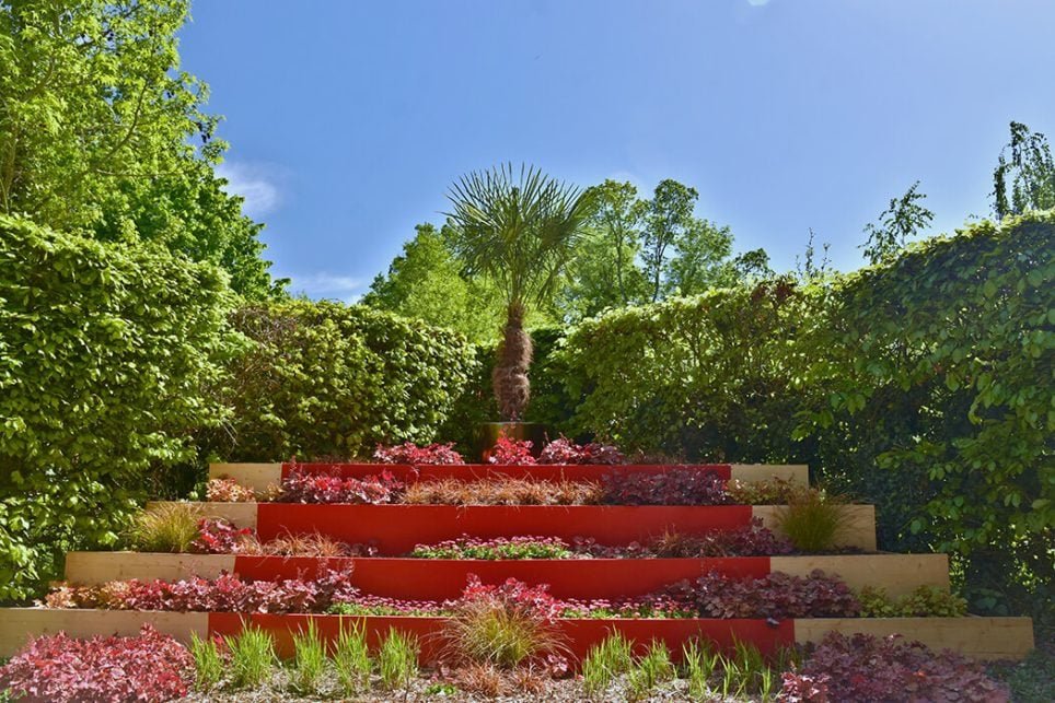 À Chaumont-sur-Loire, d’incroyables jardins recréent des films culte 1 Vanessa Garma Perez, Cyril Guillemain, Sara Estarriol Sander Jackson et Carlos Gil Perez, Les cannes du Festival, au festival Jardins de Chaumont-sur-Loire