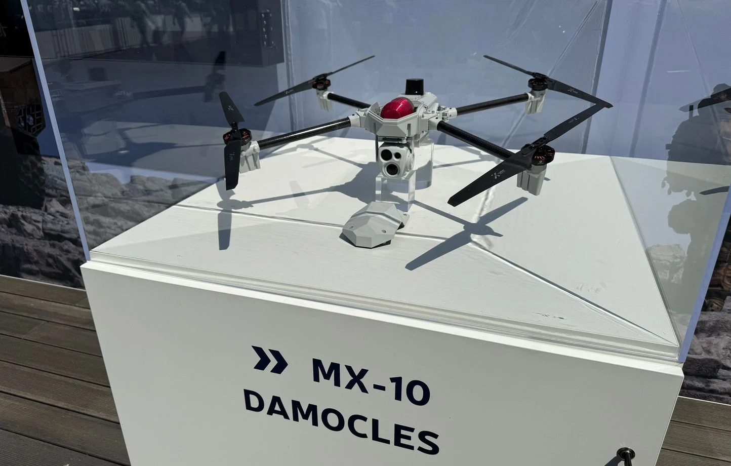 Défense : Avec le Damocles, l'armée française tient son premier ...