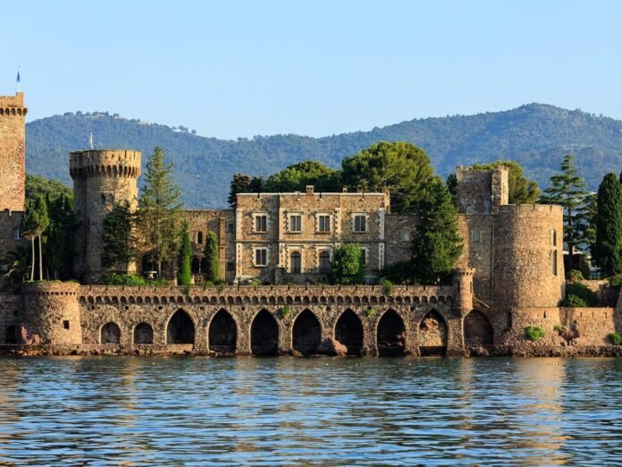 10 sorties royales pour mener la vie de château cet été en France
