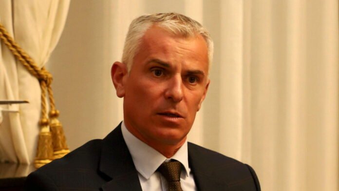 « Ce feu est un monstre, féroce et imprévisible » : l’alerte de l’eurodéputé Grégory Allione face à l’incendie en Gironde