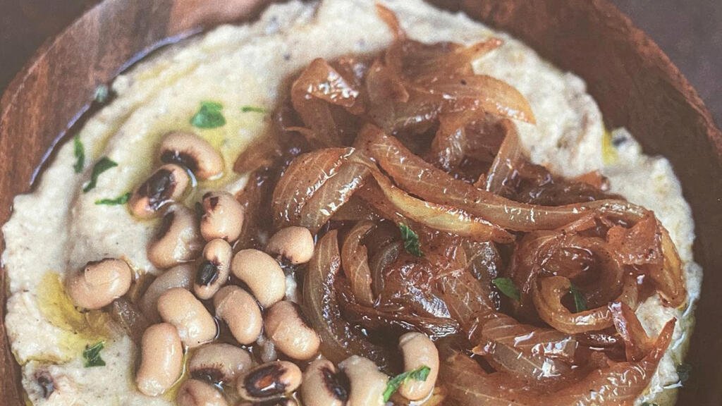 Et si un simple grain d’Afrique suffisait à transformer votre quotidien? 1 Niebe aux oignons.