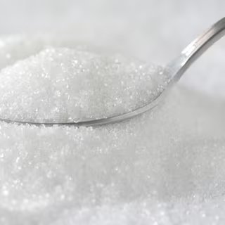 Non, le sucre ne sert pas uniquement à... sucrer ! © Thodsaphol Tamklang, Adobe Stock
