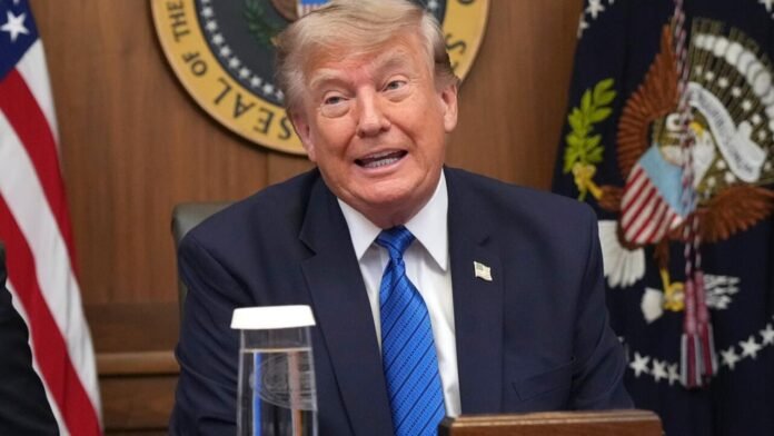 À la Une: Trump de plus en plus déconsidéré À la Une: Trump de plus en plus déconsidéré