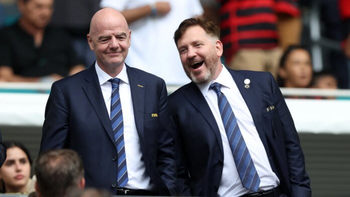 L'étau se resserre autour de Gianni Infantino: après l'UEFA, la