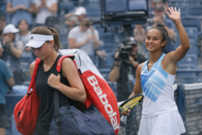 Andreeva cesse sa course à Toronto, Rybakina continue
