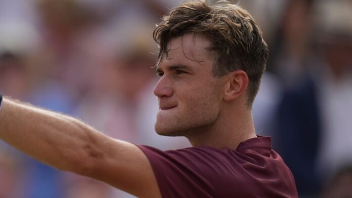 Jack Draper fait un retour gagnant de blessure avec une victoire en deux sets contre Viktor Durasovic lors des qualifications pour la Coupe Davis | Actualités tennistiques Jack Draper fait un retour gagnant de blessure avec une victoire en deux sets contre Viktor Durasovic lors des qualifications pour la Coupe Davis | Actualités tennistiques